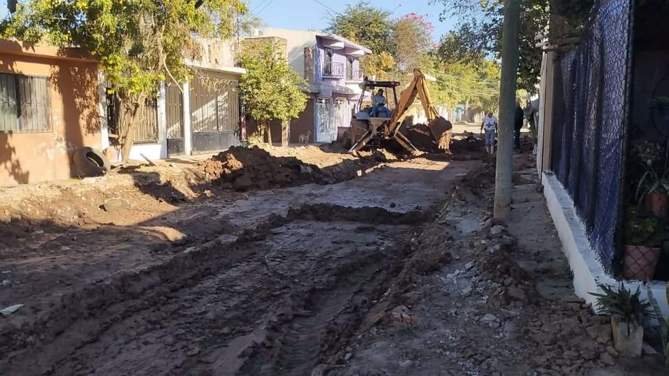 Vecinos de Tabachines 2 reciben obra de pavimentación después de 32 años de espera