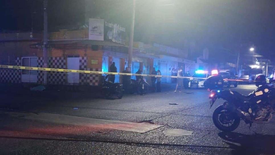 Muere pareja de motociclistas tras ser arrollados en Mazatlán