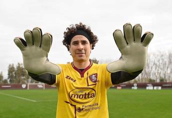 Memo Ochoa ganará 5 veces menos en Europa que en México