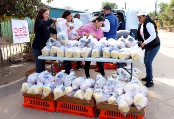 Entregan 650 cenas navideñas a familias de escasos recursos