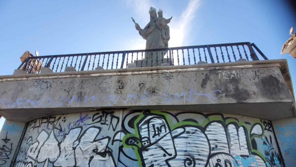 Vandalizan estatua de la Virgen del Valle en el Cerro de la Memoria de Los Mochis