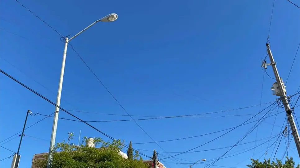 Detectan a 10 negocios con «diablitos» conectados ilegalmente en Mazatlán. | FOTO: Temática.