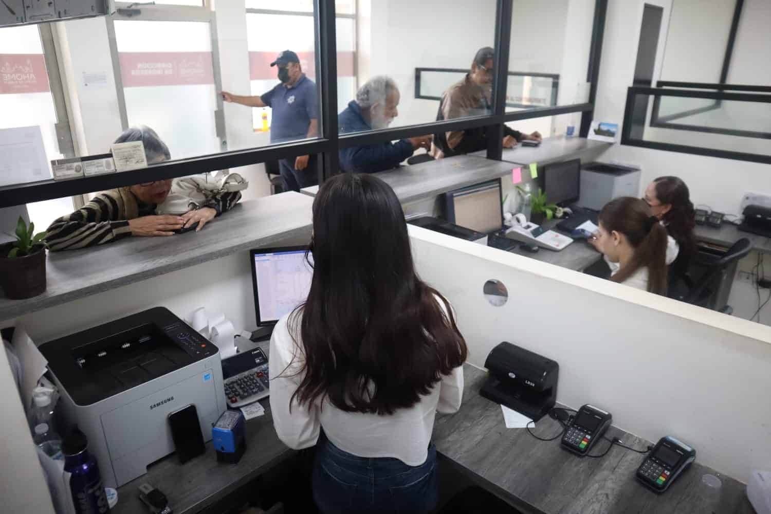 En las cajas de la oficina de Ingresos se puede pagar el Predial | FOTO: Temática.