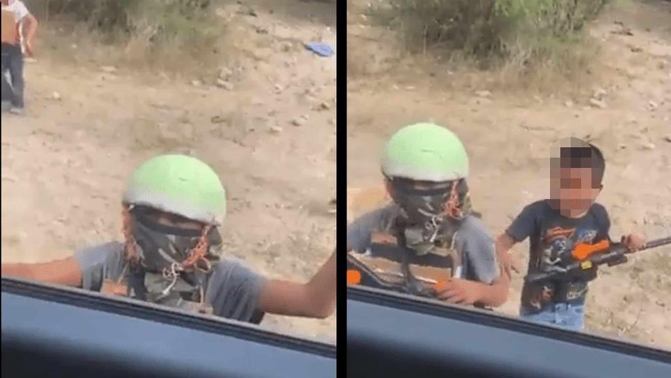 Niños juegan a ser sicarios; recrean retén ilegal en Sinaloa | VIDEO