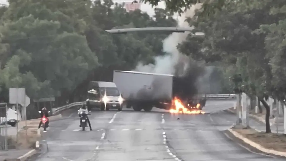 Alcalde de Culiacán exhorta a la ciudadanía a NO SALIR de casa por balaceras y bloqueos