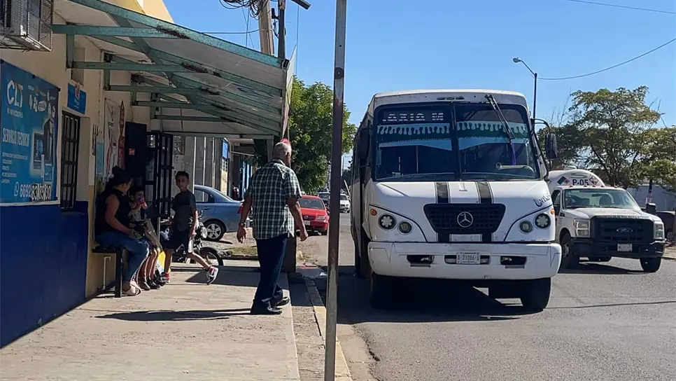 Ya hay camiones en Mazatlán, pero no hay usuarios en las calles