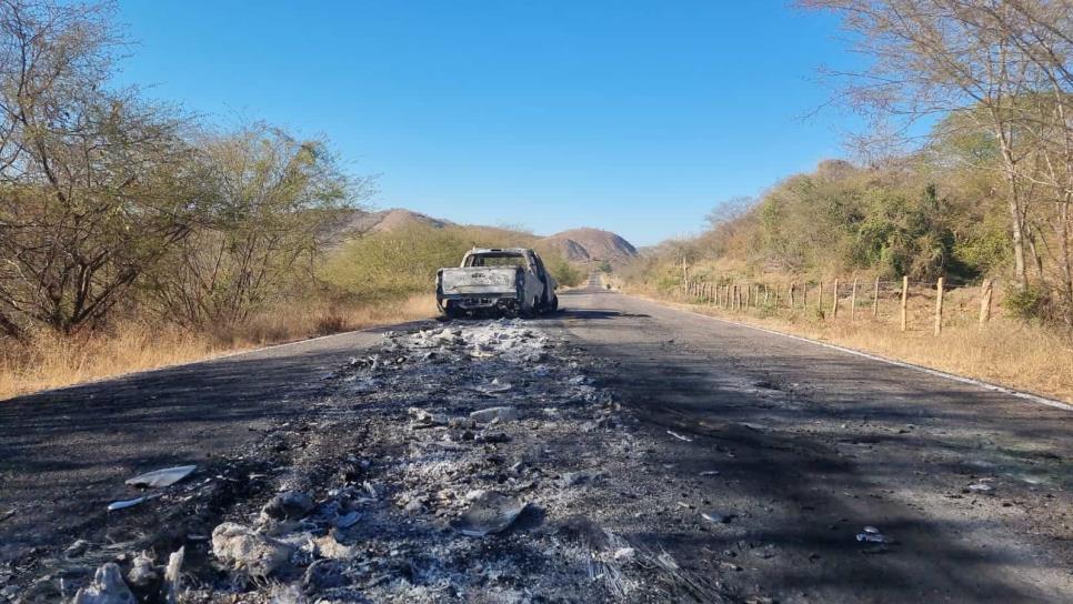 Descartan daños en carreteras por vehículos quemados en «Culiacanazo»