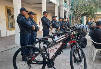 Gobierno entrega bicicletas y motocicletas a policías de Mazatlán