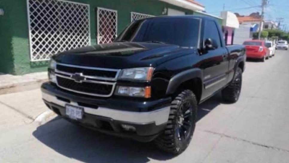 Despojan camioneta en la Francisco Villa en Mazatlán