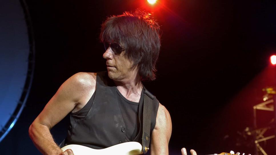 Murió Jeff Beck; de los mejores guitarristas del mundo