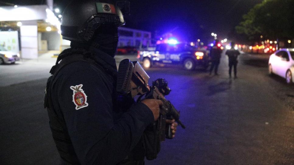 Asaltantes atacan a balazos a mujer en Culiacán