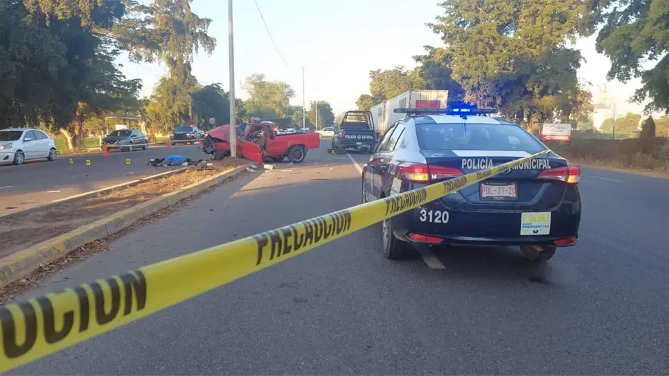Accidente en Navolato deja un muerto y un herido