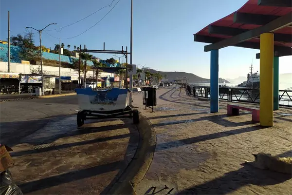 Adiós a lanchas y casetas abandonadas en Topolobampo Adiós a lanchas y casetas abandonadas en Topolobampo