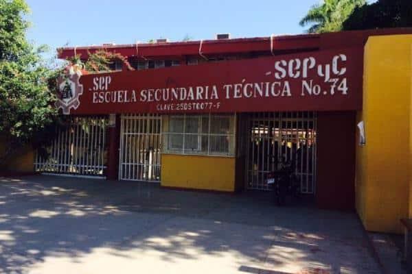 Suspenden a alumno de escuela de Los Mochis que vendió «brownies» con marihuana