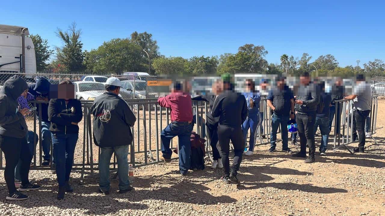 Detienen a revendedores en las afueras del Chevron Park