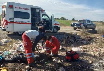 «Levantan», torturan y tiran a un joven en un basurero de Guasave