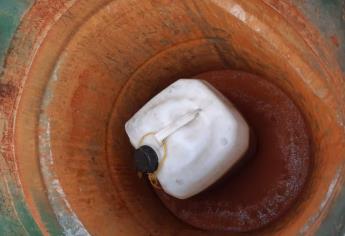 Ni orines ni grasa humana, bidón frente a colegio contenía aceite vegetal