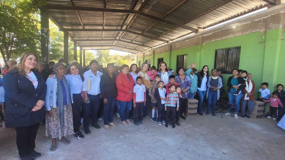 DIF entrega apoyos en la comunidad indígena Bacorehuis en Ahome