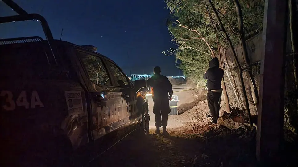 Encuentran cuerpo embolsado junto al panteón San Martín, en Culiacán