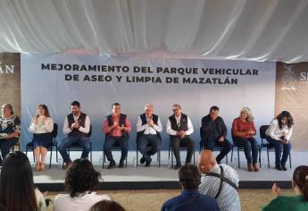 Municipio de Mazatlán y Gobierno de Sinaloa entregan 15 nuevos camiones recolectores de basura