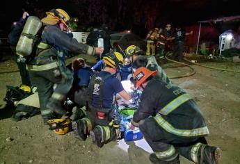 Invidente queda atrapado en incendio: lo llevan grave al hospital