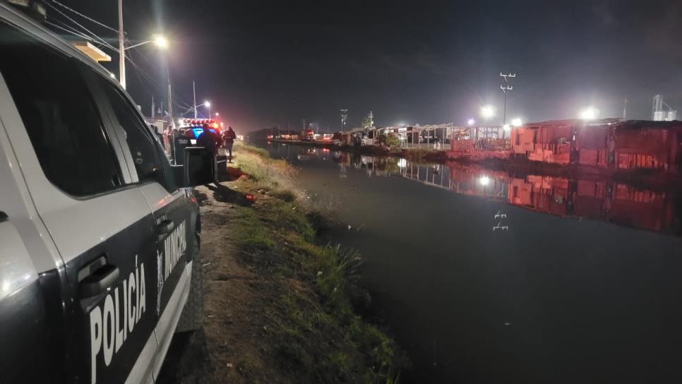 Hombre se ahoga por intentar cruzar el canal Lateral 18 en Ahome
