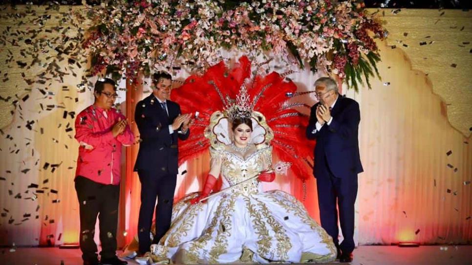 Coronan a Lizbeth Leticia I como nueva Reina de los Juegos Florales del Carnaval Guamúchil 2023