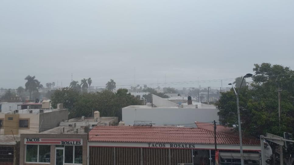Se cumple el pronóstico: llueve en zona norte de Sinaloa
