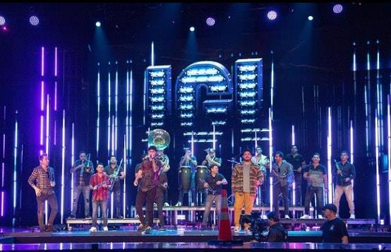Banda Adictiva canta el corrido de «El Chapo» en Premio Lo Nuestro