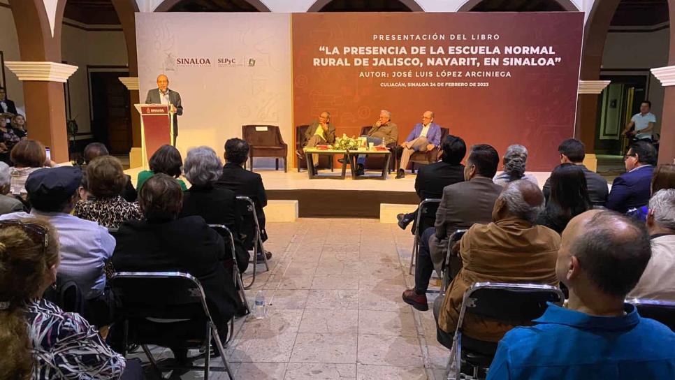 José Luis López presenta su libro «La Presencia de la Escuela Normal Rural de Jalisco, Nayarit, en Sinaloa»