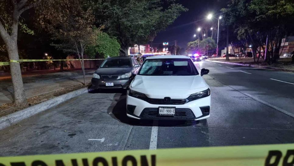 Fiscalía busca al conductor que atropelló a maestra en Culiacán