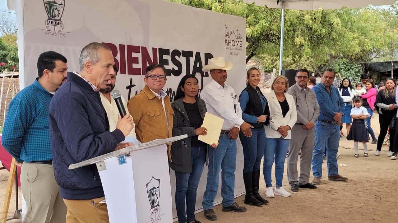 Secretaría de Bienestar cubre necesidades básicas en la zona rural de Ahome