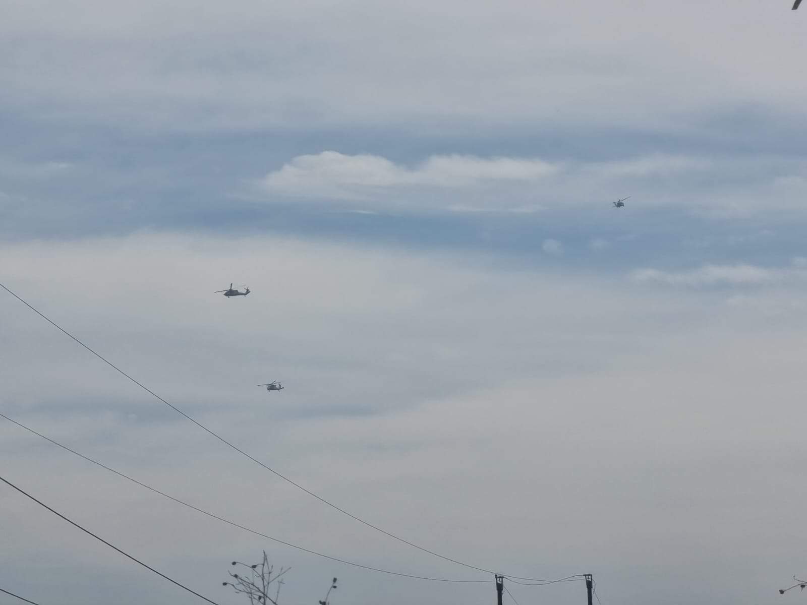 Sorprenden sobrevuelos de helicópteros en el sector norte de Culiacán