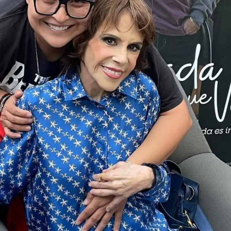 Rebecca Jones habla de su estado de salud. | FOTO: Facebook.