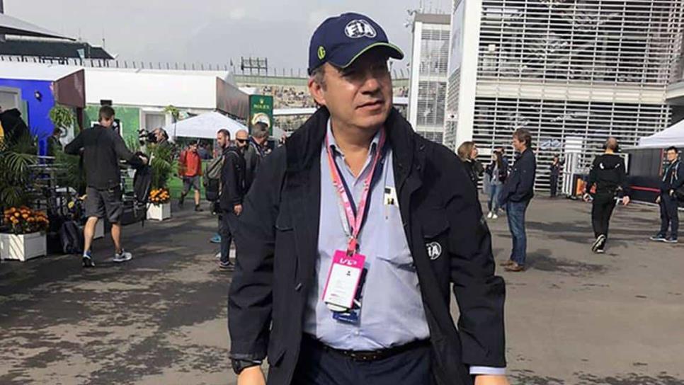 Piden cancelar a Felipe Calderón y a la Formula 1