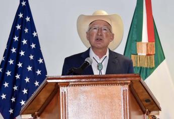 Urge actuar contra los cárteles: embajador Ken Salazar por asesinato de estadounidenses en Tamaulipas