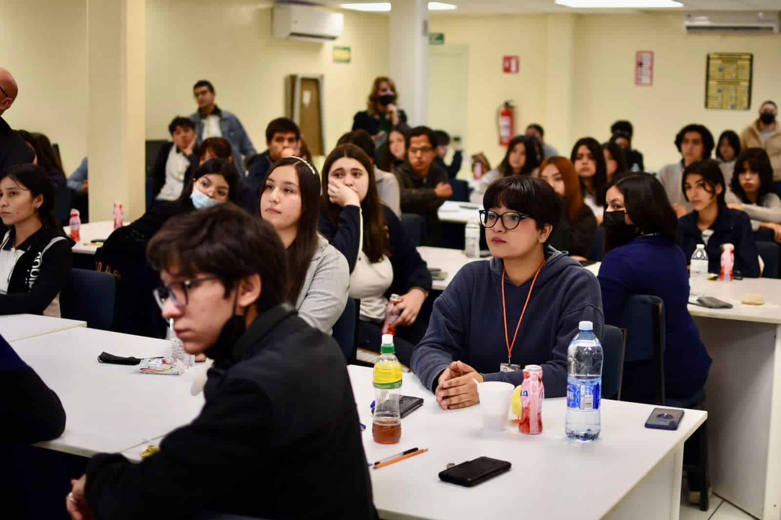 La UAS ofrecerá 16 mil 430 fichas adicionales para prepas y licenciaturas