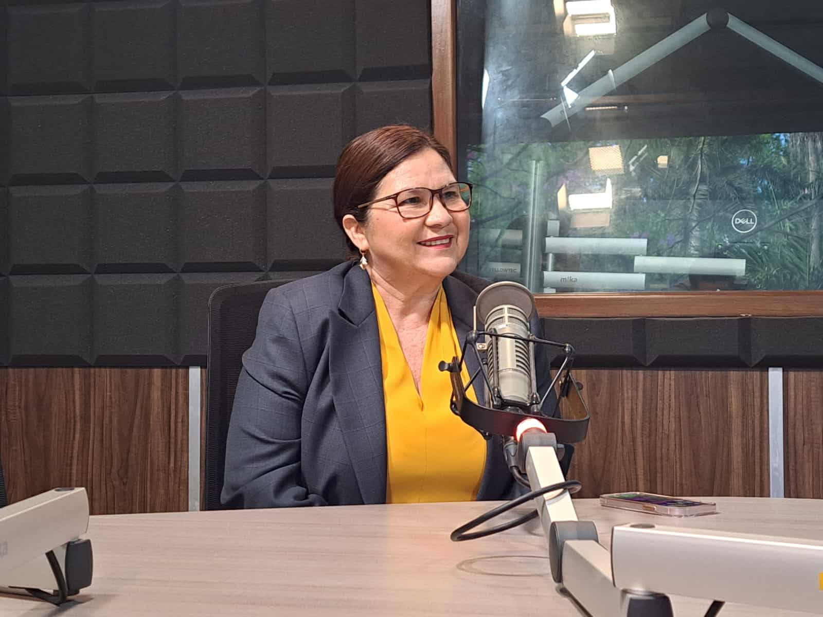 La Senadora estuvo presente en el Noticiero de Luz Noticias. FOTO: Luz Noticias