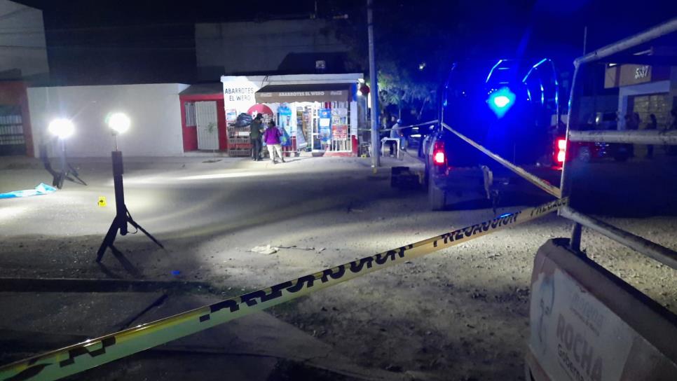 A balazos matan a joven dentro de una tienda de abarrotes, en Culiacán