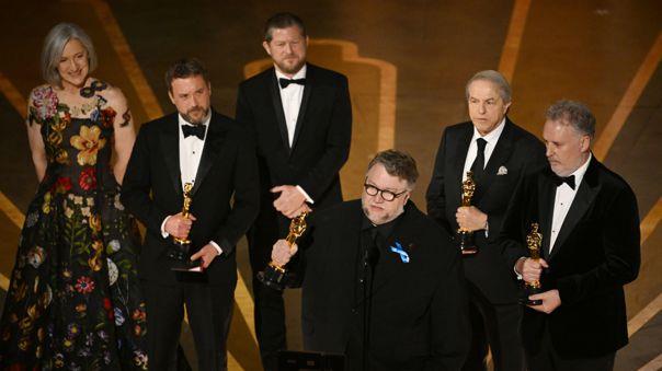 Guillermo Del Toro: le dedica el Oscar a sus padres, ¿quiénes eran?