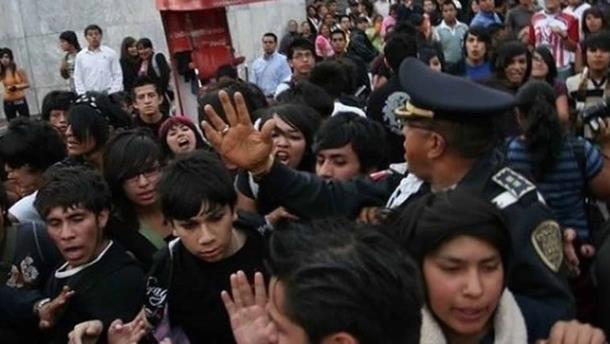 Emos vs punks: Se cumplieron 15 años de la legendaria pelea en CDMX