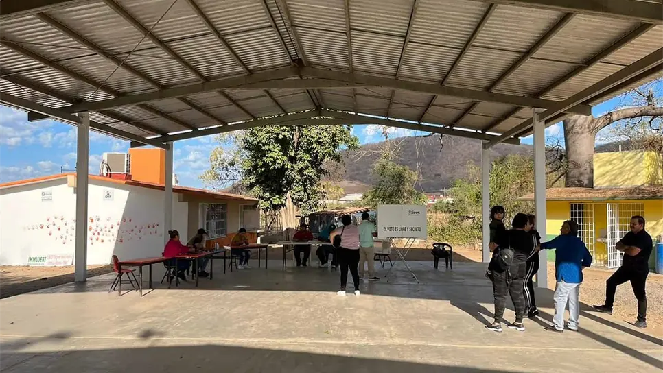 La elección de Síndicos Municipales en Culiacán inició a las 08:00 horas. FOTO: Diana Cruz.