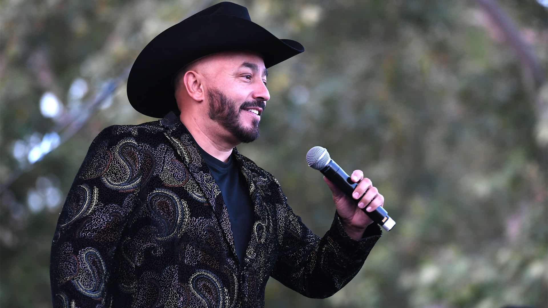 Lupillo Rivera: hospitalizado de emergencia ¿qué le pasó?. | FOTO: Internet.