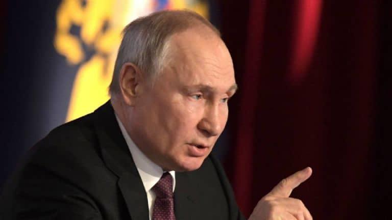 Vladimir Putin advierte para no usar iPhone: es peligroso