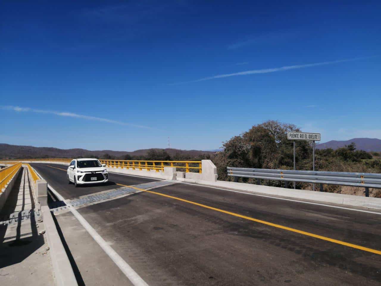 Los ciudadanos han mostrado su inconformidad ante la gran velocidad a la que pasan los autos. FOTO: Luz Noticias