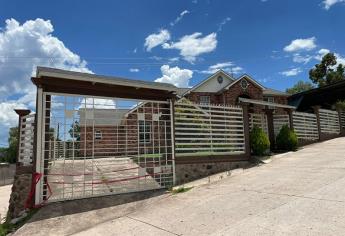 Conoce la lujosa casa de «El Chueco» en Chihuahua