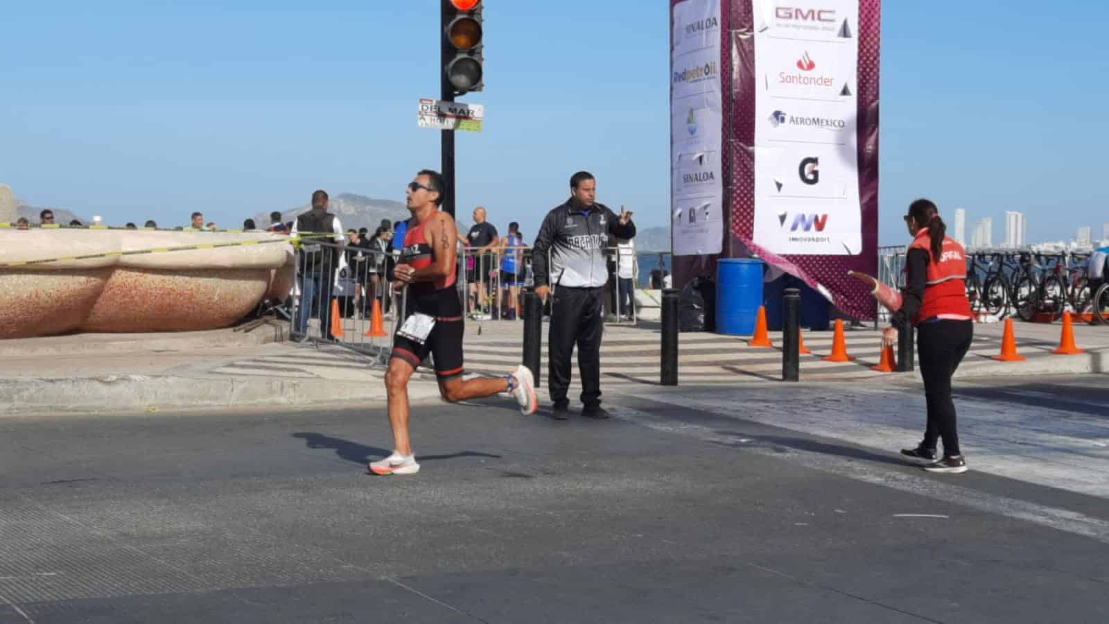 Con más de 900 deportistas, arranca el Triatlón AsTRI Mazatlán 2023. | FOTO: Tahiry Zambrano.