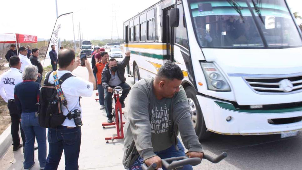 Concientizan a choferes de Mazatlán sobre el exceso de velocidad cerca de ciclistas y motociclistas