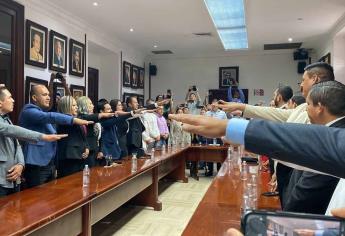 Rinden protesta los 17 síndicos municipales electos de Culiacán