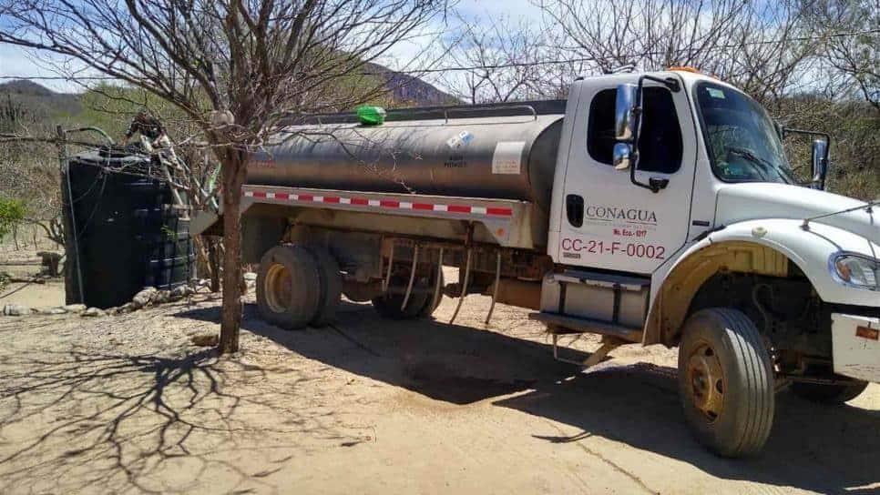 Pipas abastecerán de agua potable al municipio de Choix: Gobernador